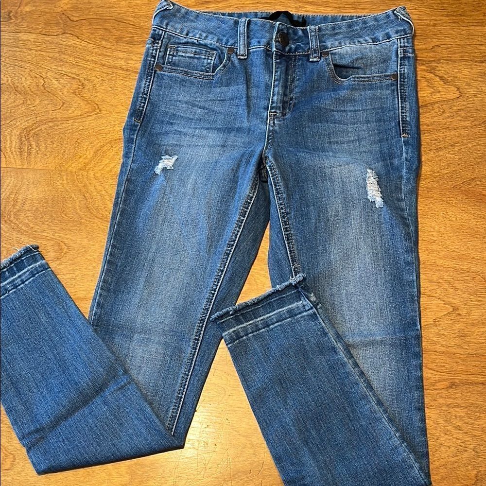 Harper Skinny Jeans with Distressed Details